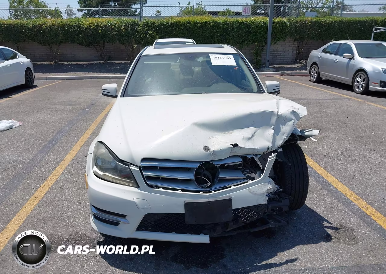 2012 Mercedes-Benz C 250 Luxury-Sport VIN:WDDGF4HBXCA681962 - 13