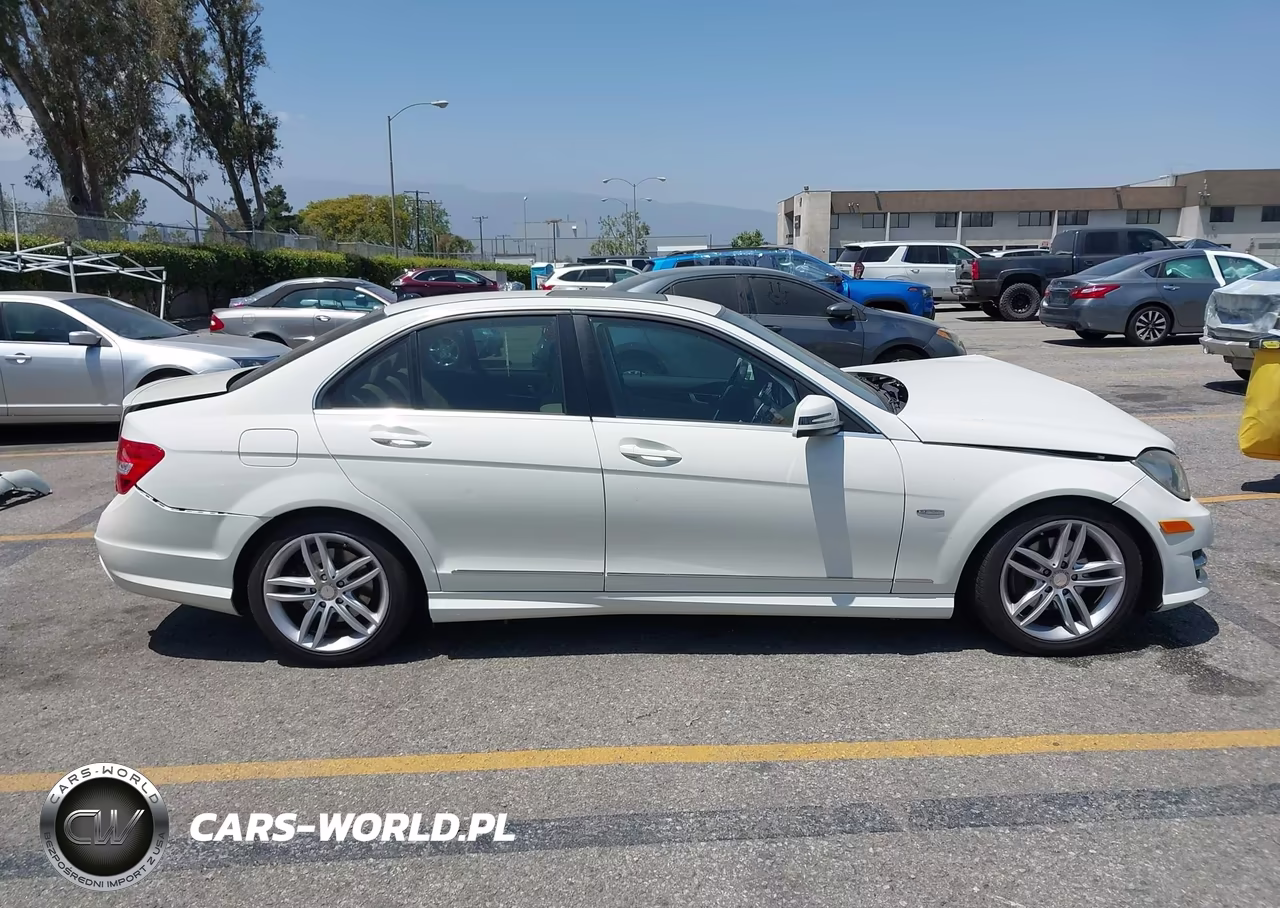 2012 Mercedes-Benz C 250 Luxury-Sport VIN:WDDGF4HBXCA681962 - 14