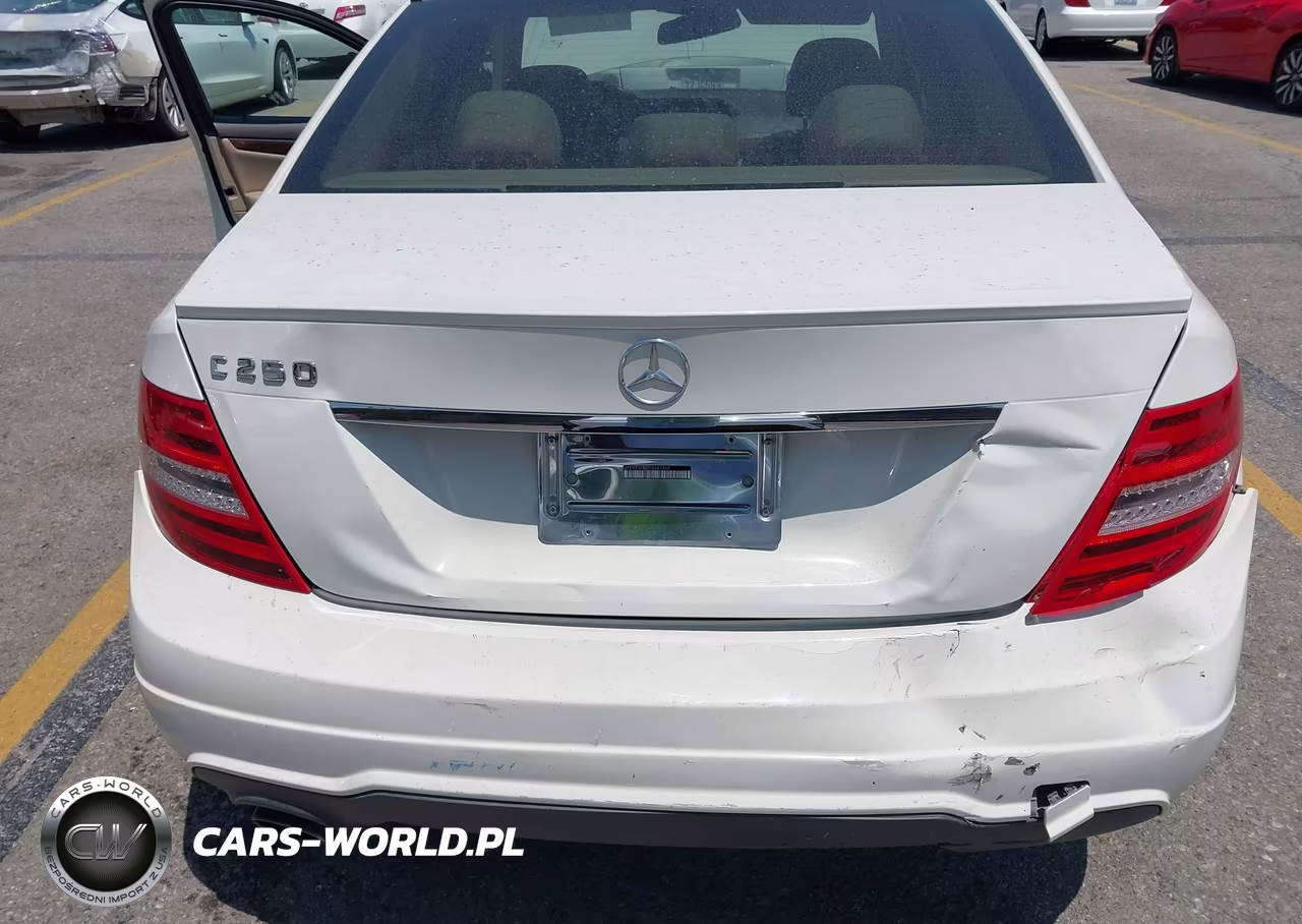 2012 Mercedes-Benz C 250 Luxury-Sport VIN:WDDGF4HBXCA681962 - 18