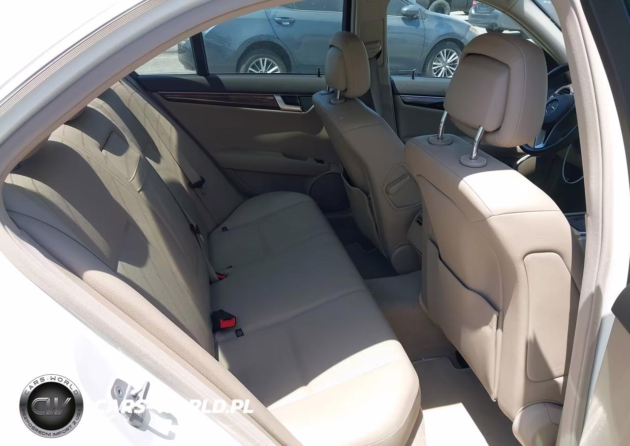 2012 Mercedes-Benz C 250 Luxury-Sport VIN:WDDGF4HBXCA681962 - 8