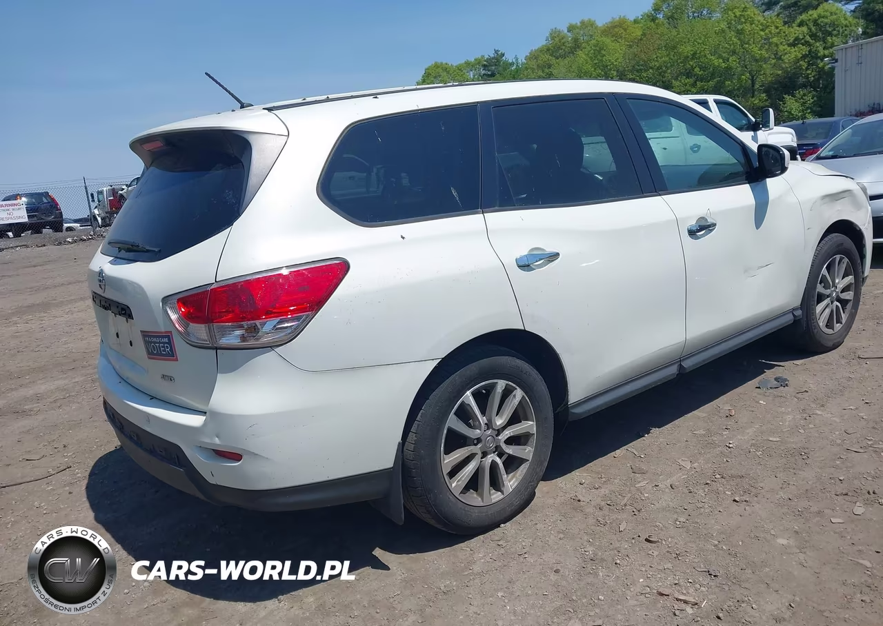 2014 Nissan Pathfinder S VIN:5N1AR2MM7EC693508 - 4