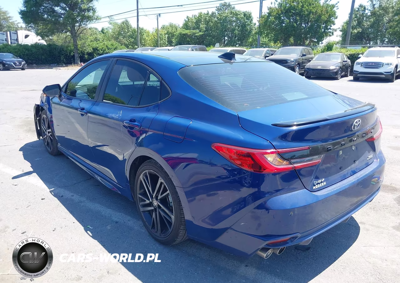 2025 Toyota Camry Xse VIN:4T1DAACK9SU107248 - 3