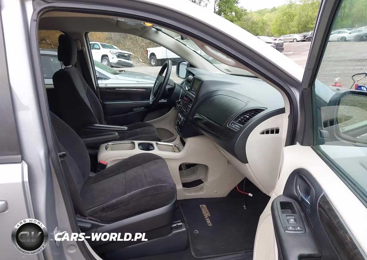 2014 Dodge Grand Caravan Sxt VIN:2C4RDGCGXER141975 - 5