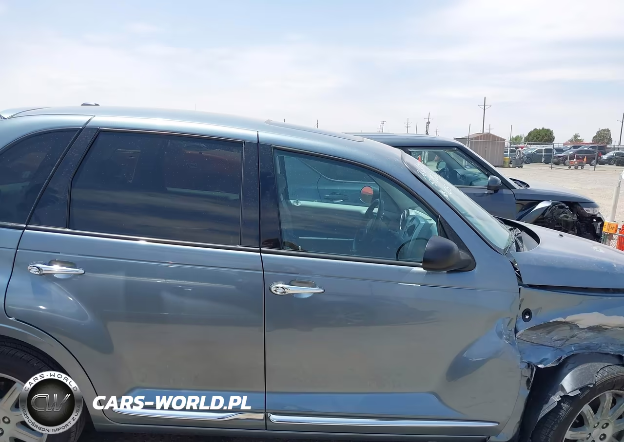 2010 Chrysler Pt Cruiser Classic VIN:3A4GY5F96AT219375 - 14