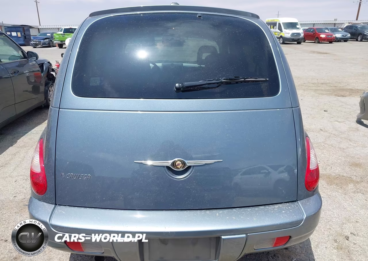 2010 Chrysler Pt Cruiser Classic VIN:3A4GY5F96AT219375 - 17