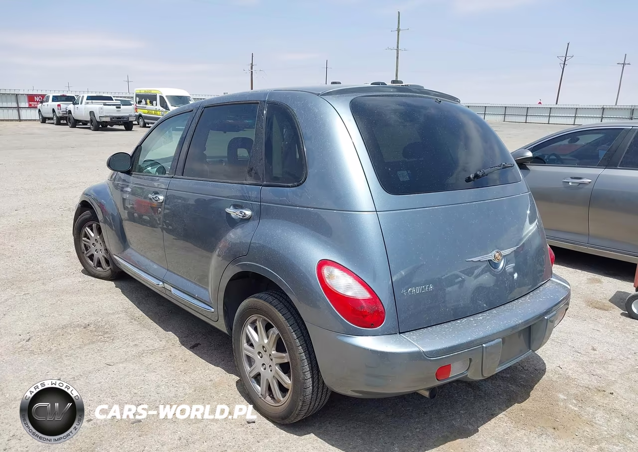 2010 Chrysler Pt Cruiser Classic VIN:3A4GY5F96AT219375 - 3