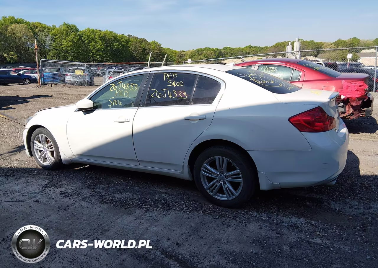 2015 Infiniti Q40 VIN:JN1CV6AR7FM651273 - 13