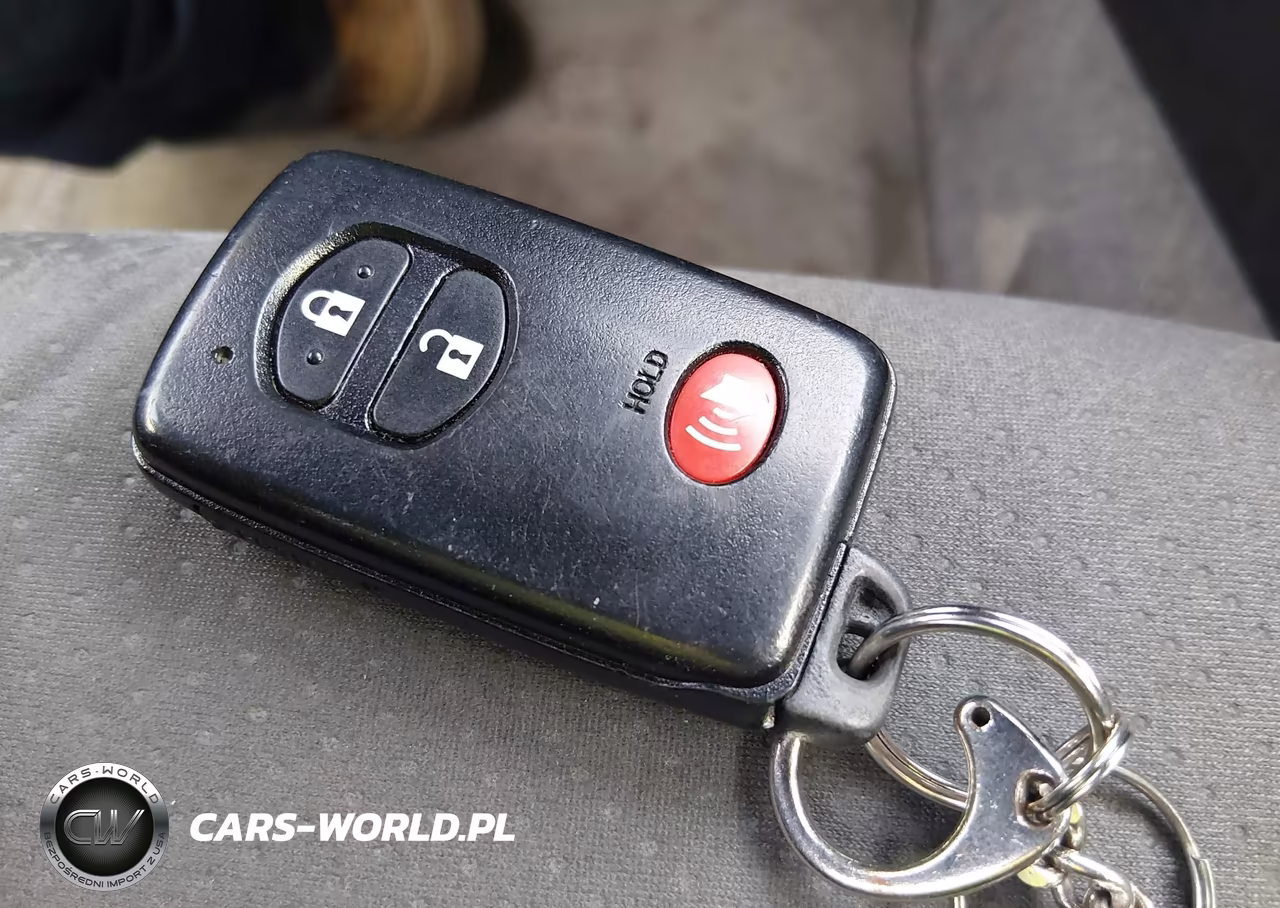2012 Toyota Prius Two VIN:JTDKN3DU3C1519700 - 11