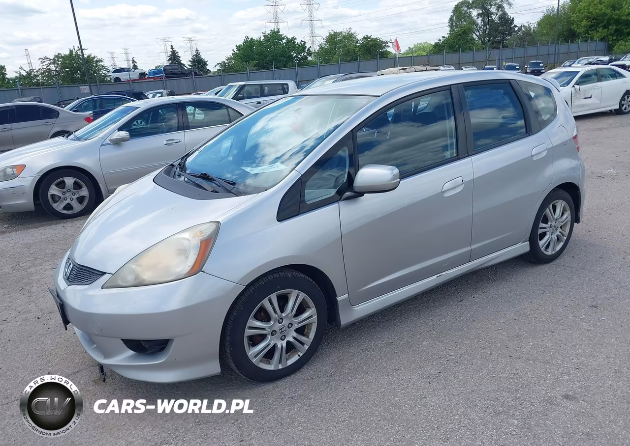 2011 Honda Fit Sport VIN:JHMGE8H57BS009525 - 2