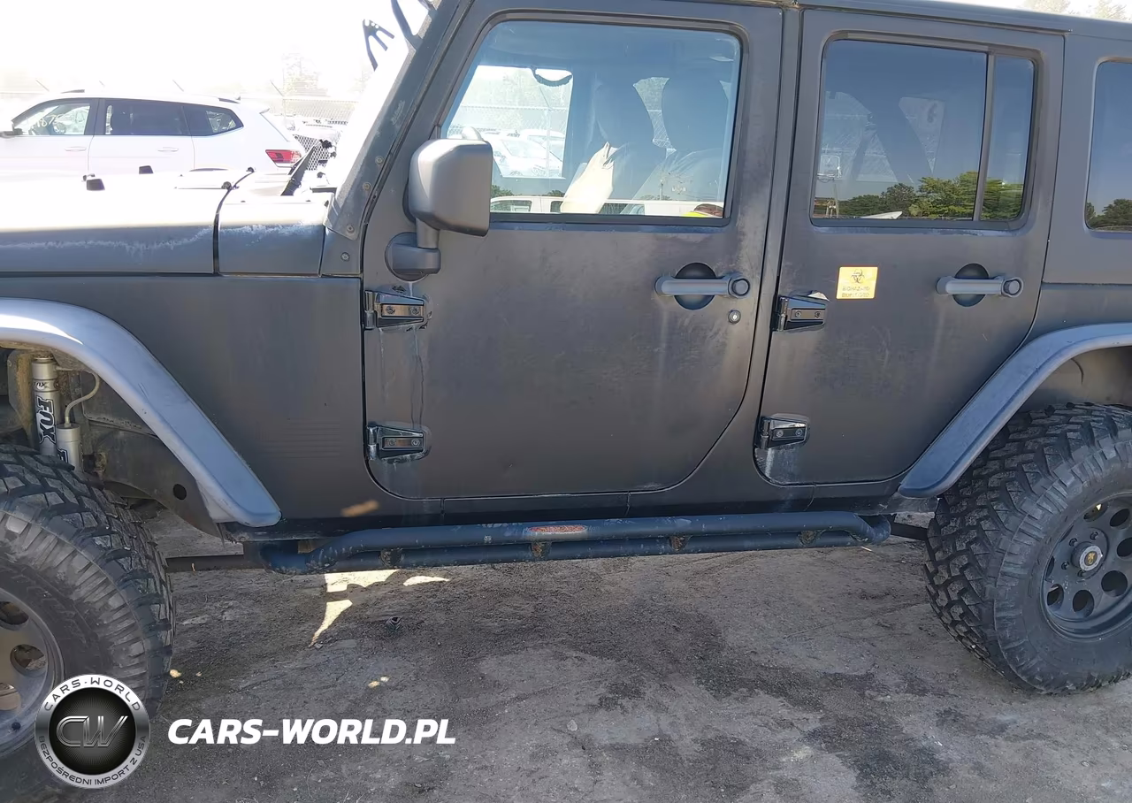 2012 Jeep Wrangler Unlimited Rubicon VIN:1C4BJWFG1CL165281 - 6