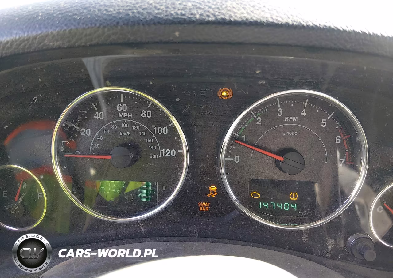 2012 Jeep Wrangler Unlimited Rubicon VIN:1C4BJWFG1CL165281 - 7