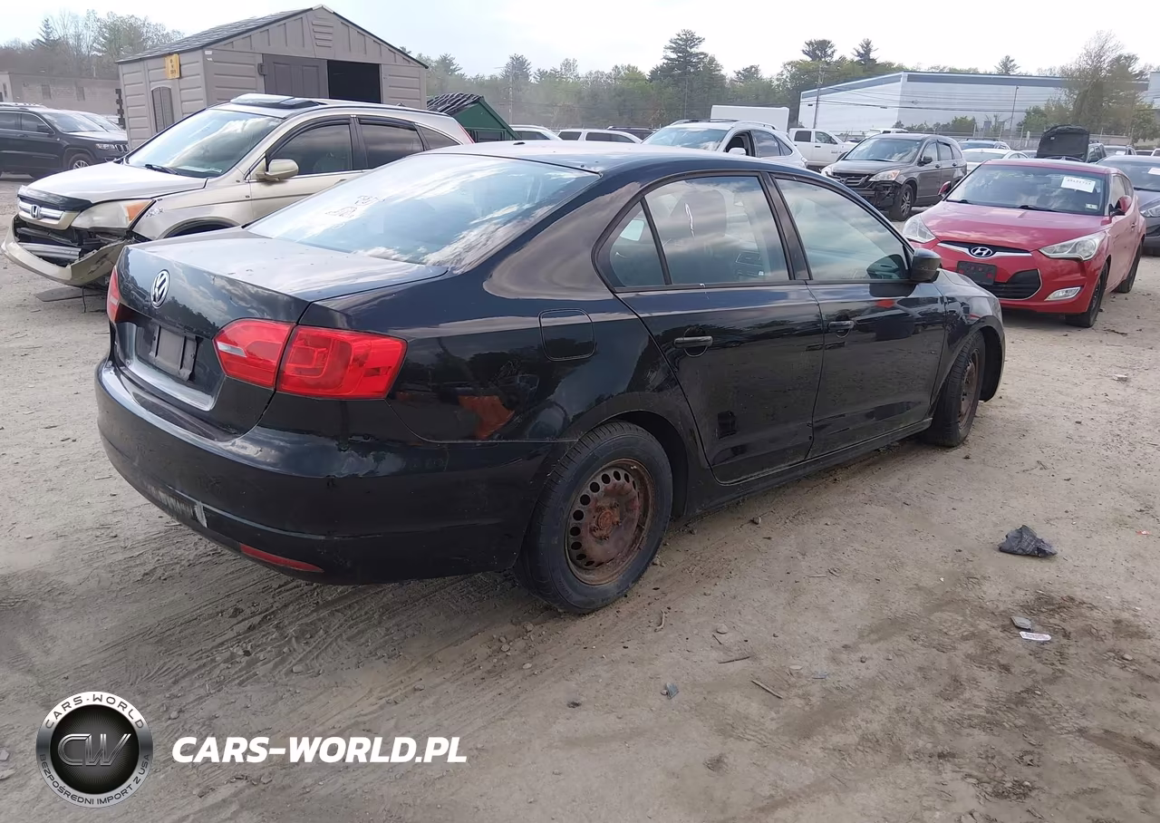 2013 Volkswagen Jetta 2.0L S VIN:3VW1K7AJ2DM209044 - 4