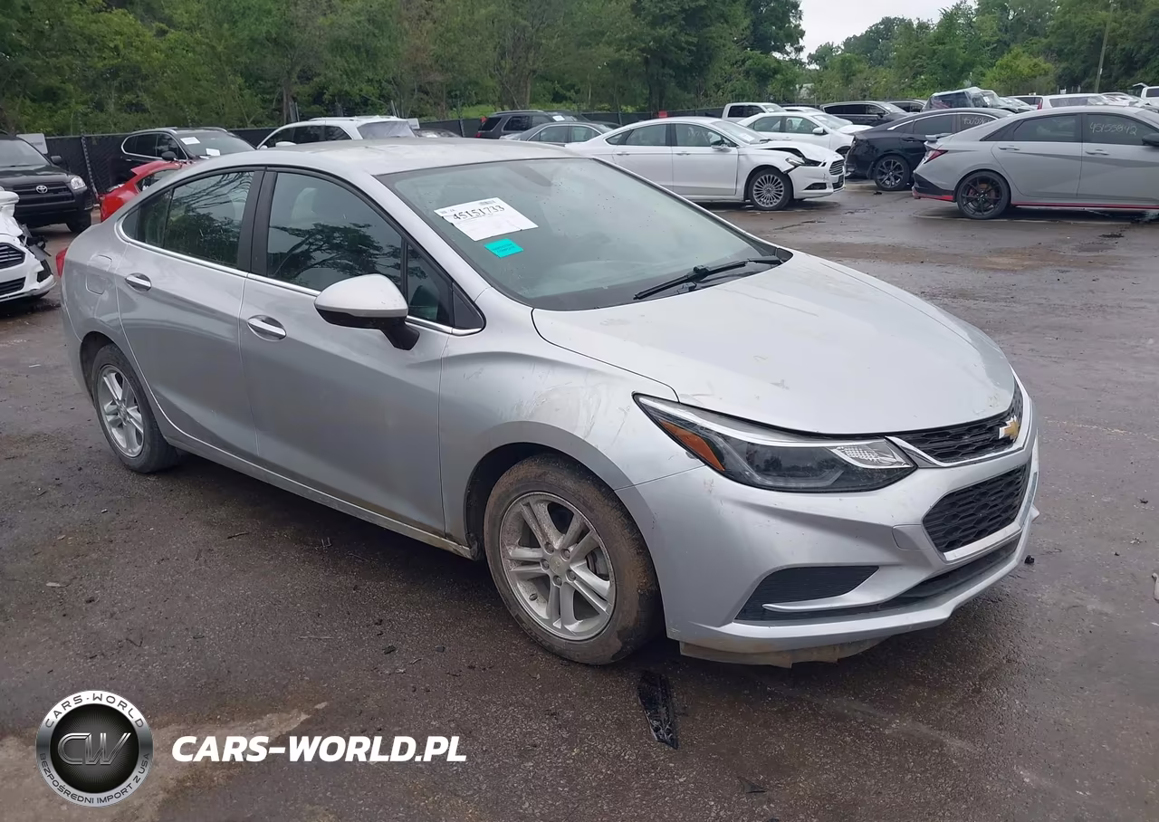 2017 Chevrolet Cruze Lt Auto – zdjęcie 1 z 16