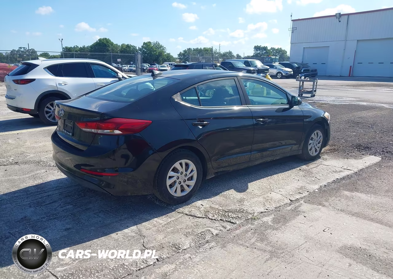 2017 Hyundai Elantra Se VIN:KMHD74LF5HU403377 - 4