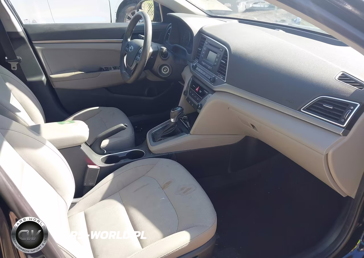 2017 Hyundai Elantra Se VIN:KMHD74LF5HU403377 - 5