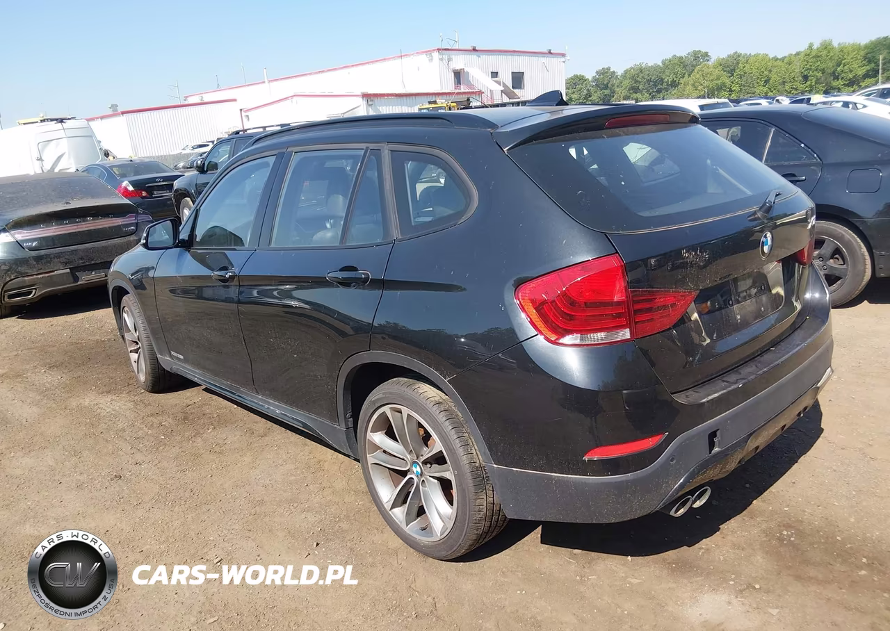 2015 BMW X1 xDrive28I VIN:WBAVL1C50FVY37205 - 3