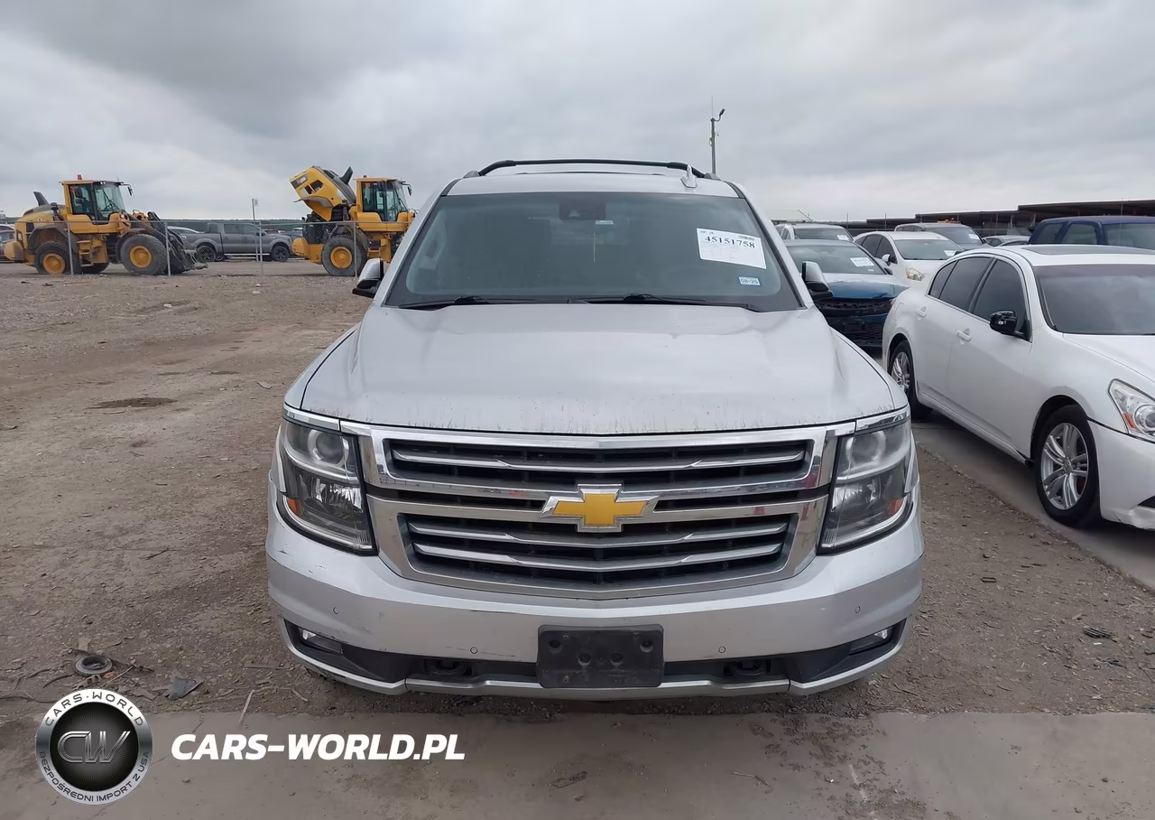 2018 Chevrolet Suburban Lt VIN:1GNSKHKC5JR390736 - 12
