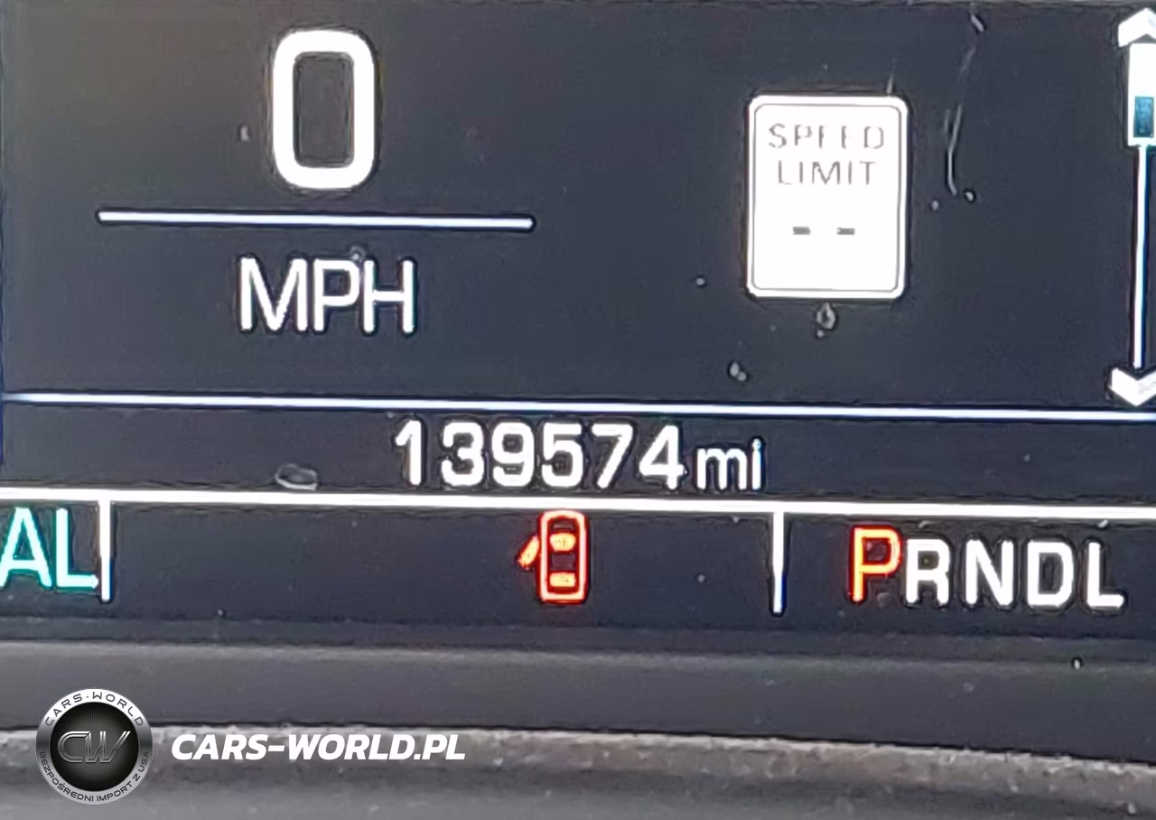 2018 Chevrolet Suburban Lt VIN:1GNSKHKC5JR390736 - 15