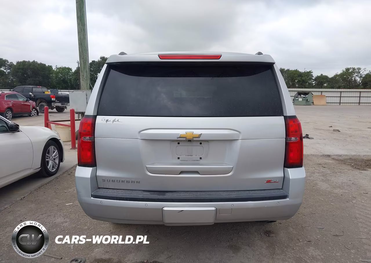 2018 Chevrolet Suburban Lt VIN:1GNSKHKC5JR390736 - 16