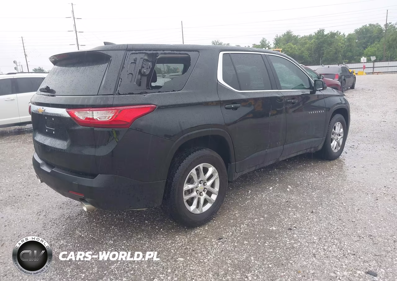 2019 Chevrolet Traverse Ls VIN:1GNERFKW1KJ126128 - 4