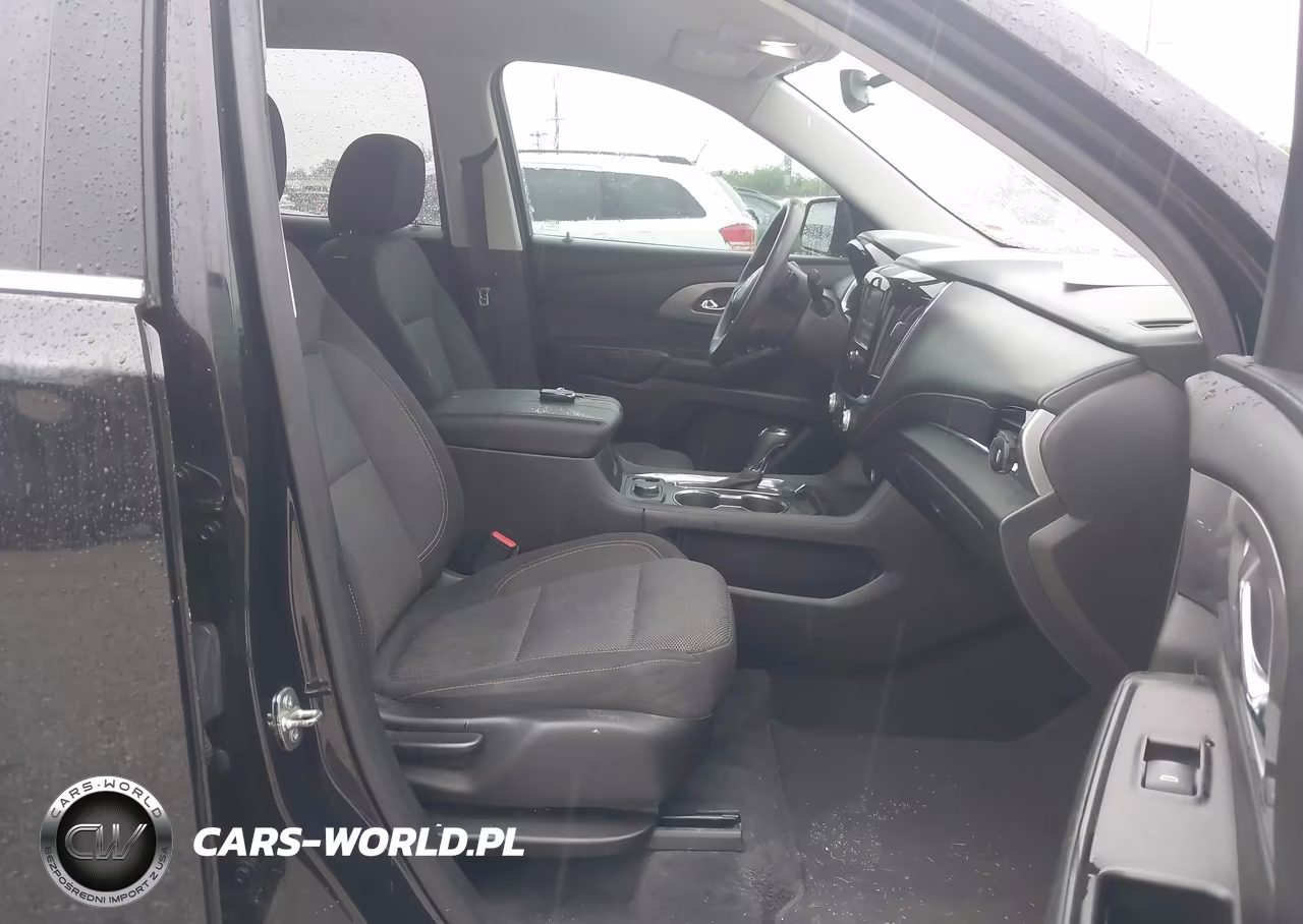 2019 Chevrolet Traverse Ls VIN:1GNERFKW1KJ126128 - 5
