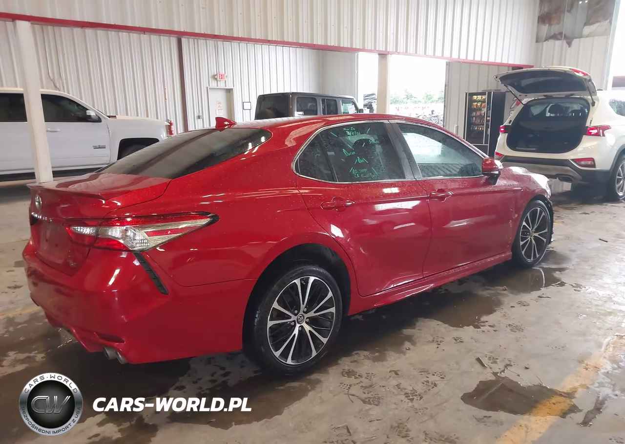 2019 Toyota Camry Se VIN:4T1B11HK0KU203608 - 4