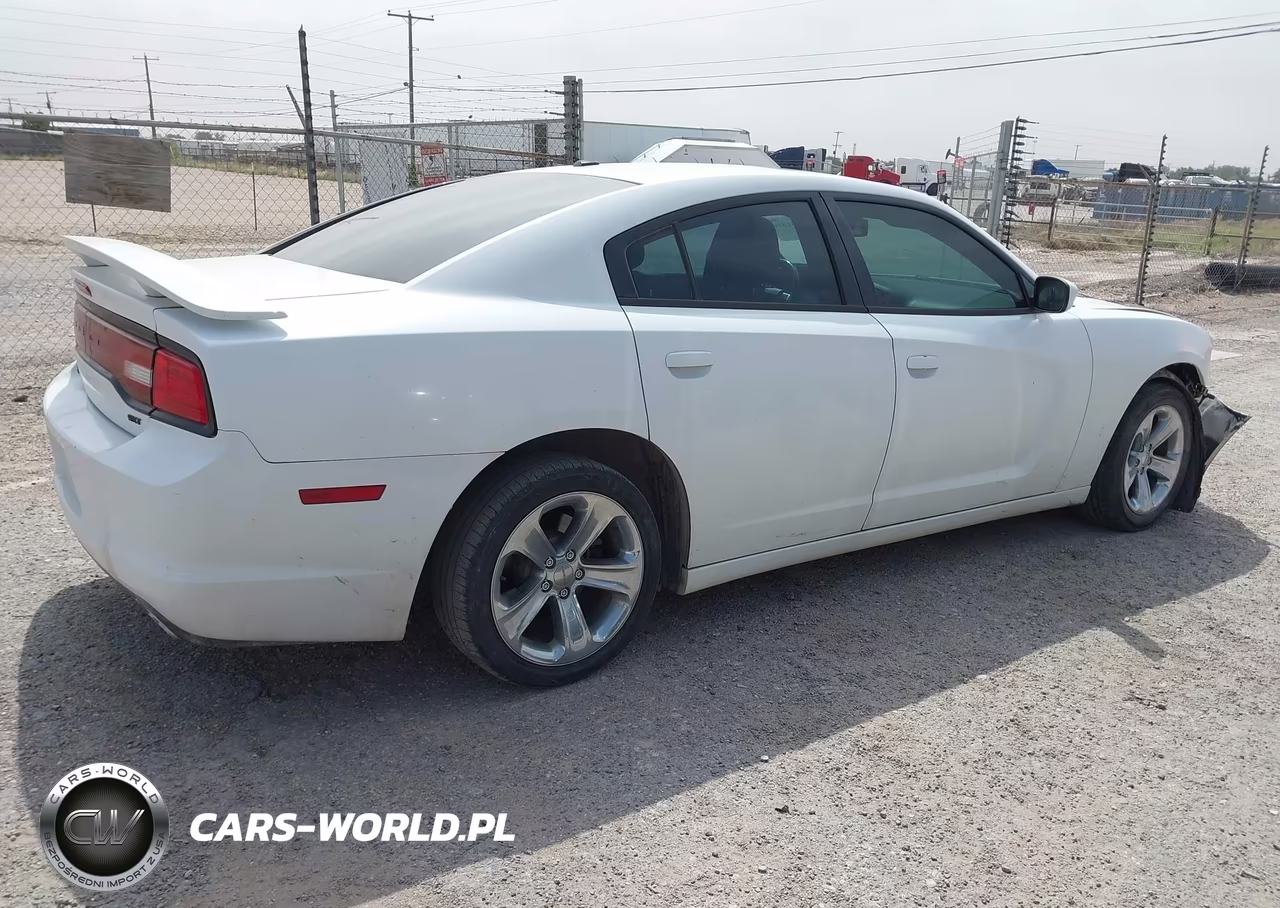 2014 Dodge Charger Sxt VIN:2C3CDXHG4EH114568 - 4