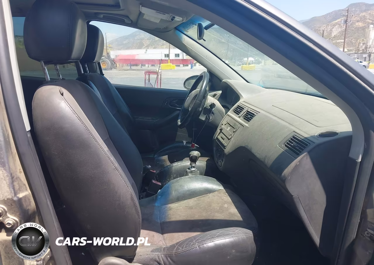 2006 Ford Focus Zx4 VIN:1FAHP38Z06W185617 - 5