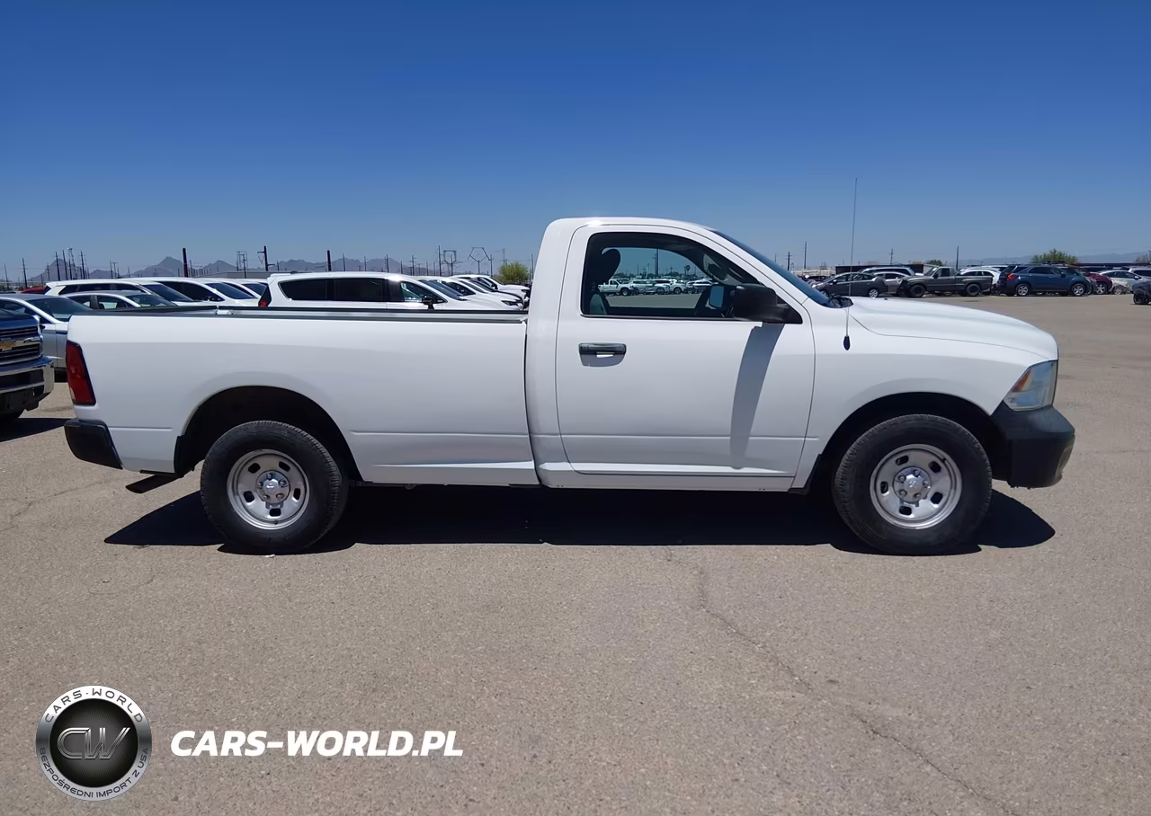 2018 Ram 1500 Tradesman 4X2 8' Box VIN:3C6JR6DG8JG248585 - 13