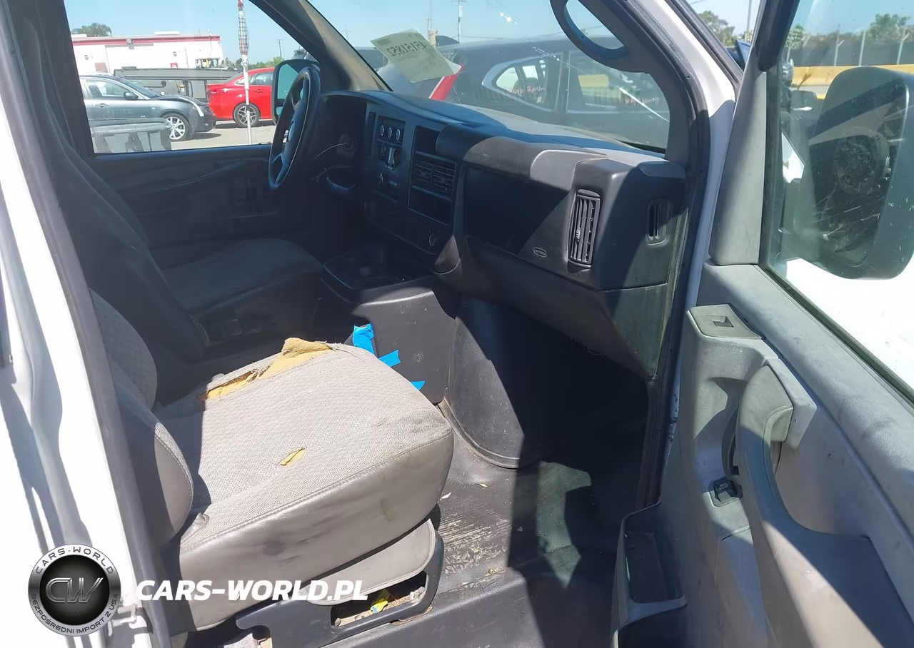2010 Chevrolet Express 1500 Work Van VIN:1GCUGADX3A1105637 - 5