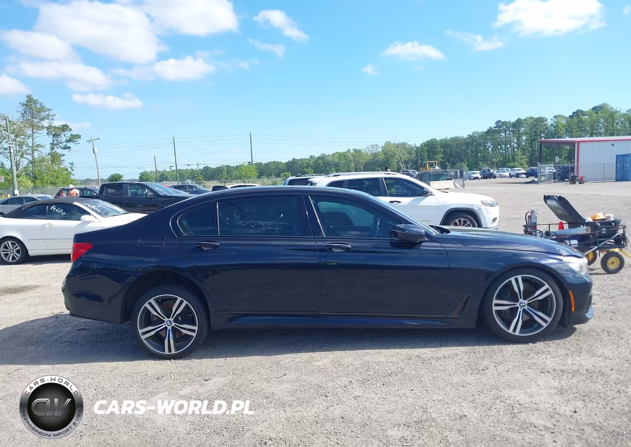 2016 BMW 740I VIN:WBA7E2C56GG547632 - 13