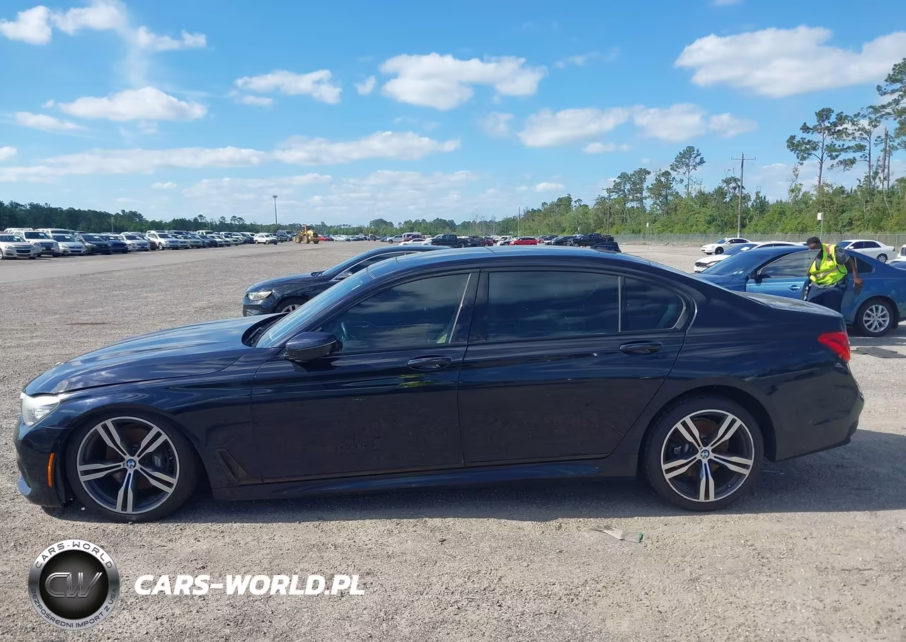2016 BMW 740I VIN:WBA7E2C56GG547632 - 14