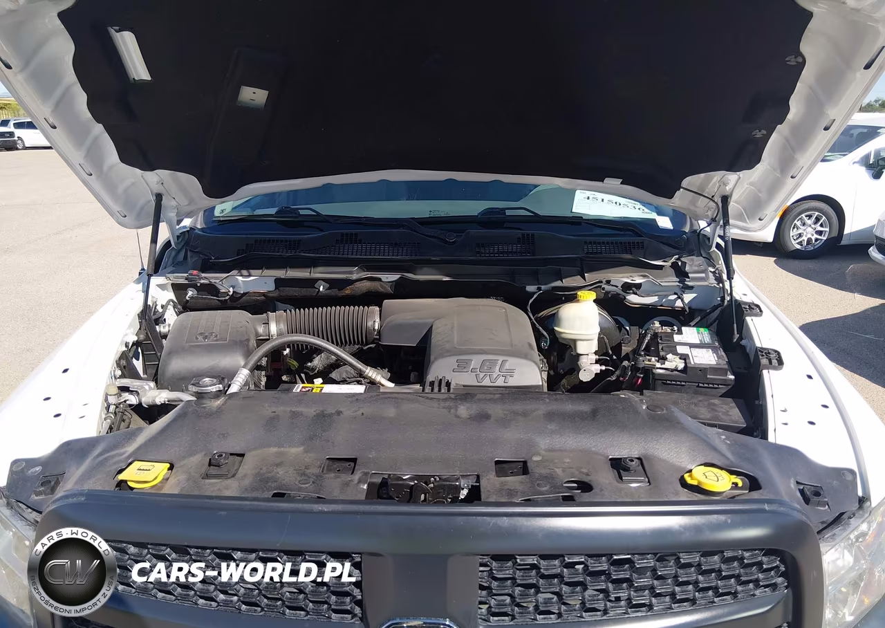 2016 Ram 1500 Tradesman VIN:1C6RR7KG1GS341767 - 10