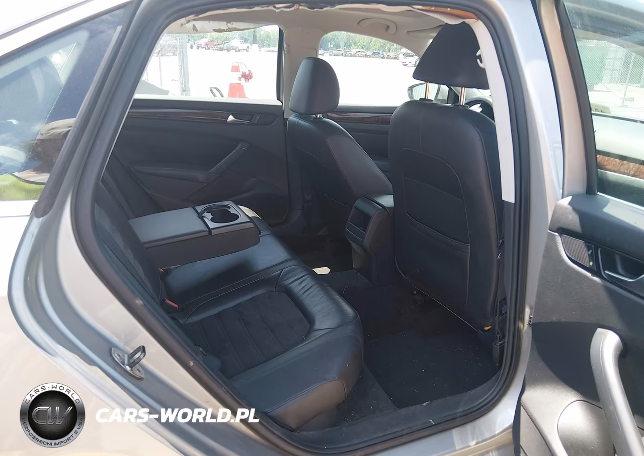 2012 Volkswagen Passat 2.5L Sel Premium VIN:1VWCH7A33CC022159 - 8