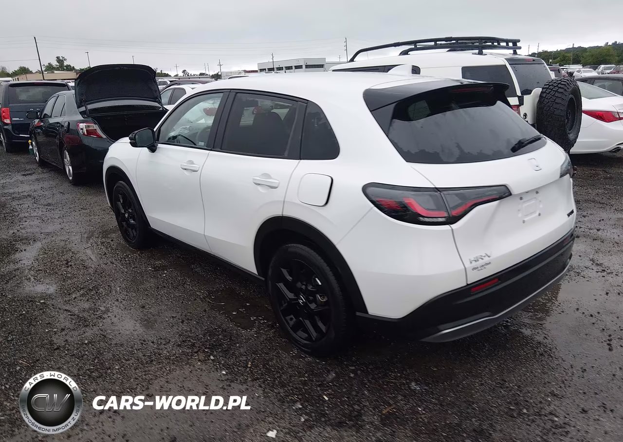 2023 Honda Hr-V 2Wd Sport VIN:3CZRZ1H55PM728918 - 3