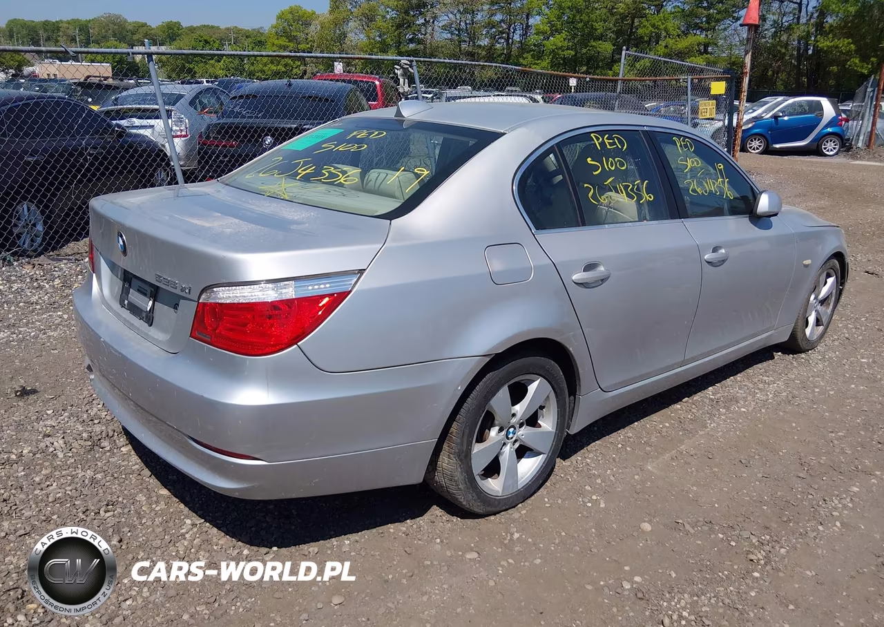 2008 BMW 528Xi VIN:WBANV13558BZ47858 - 4
