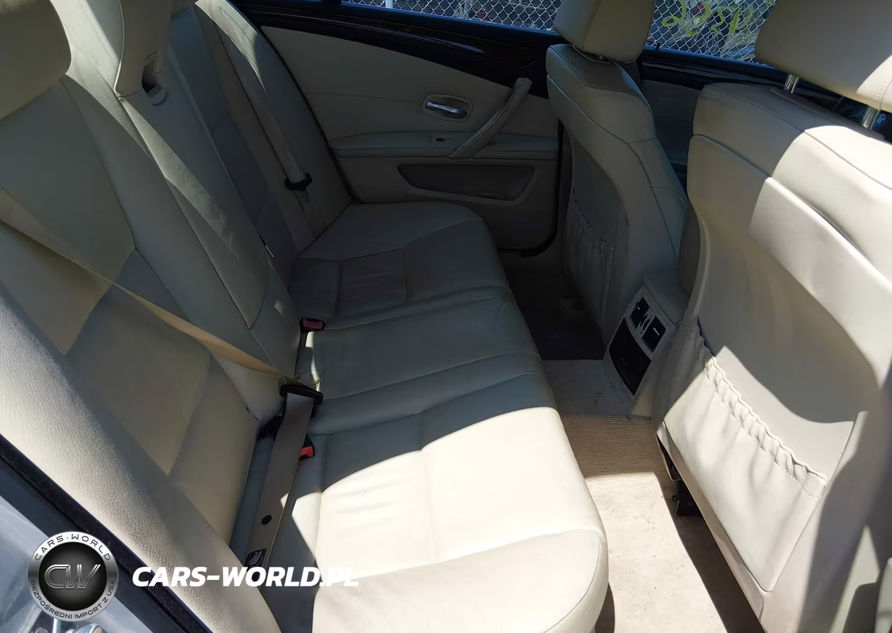 2008 BMW 528Xi VIN:WBANV13558BZ47858 - 8