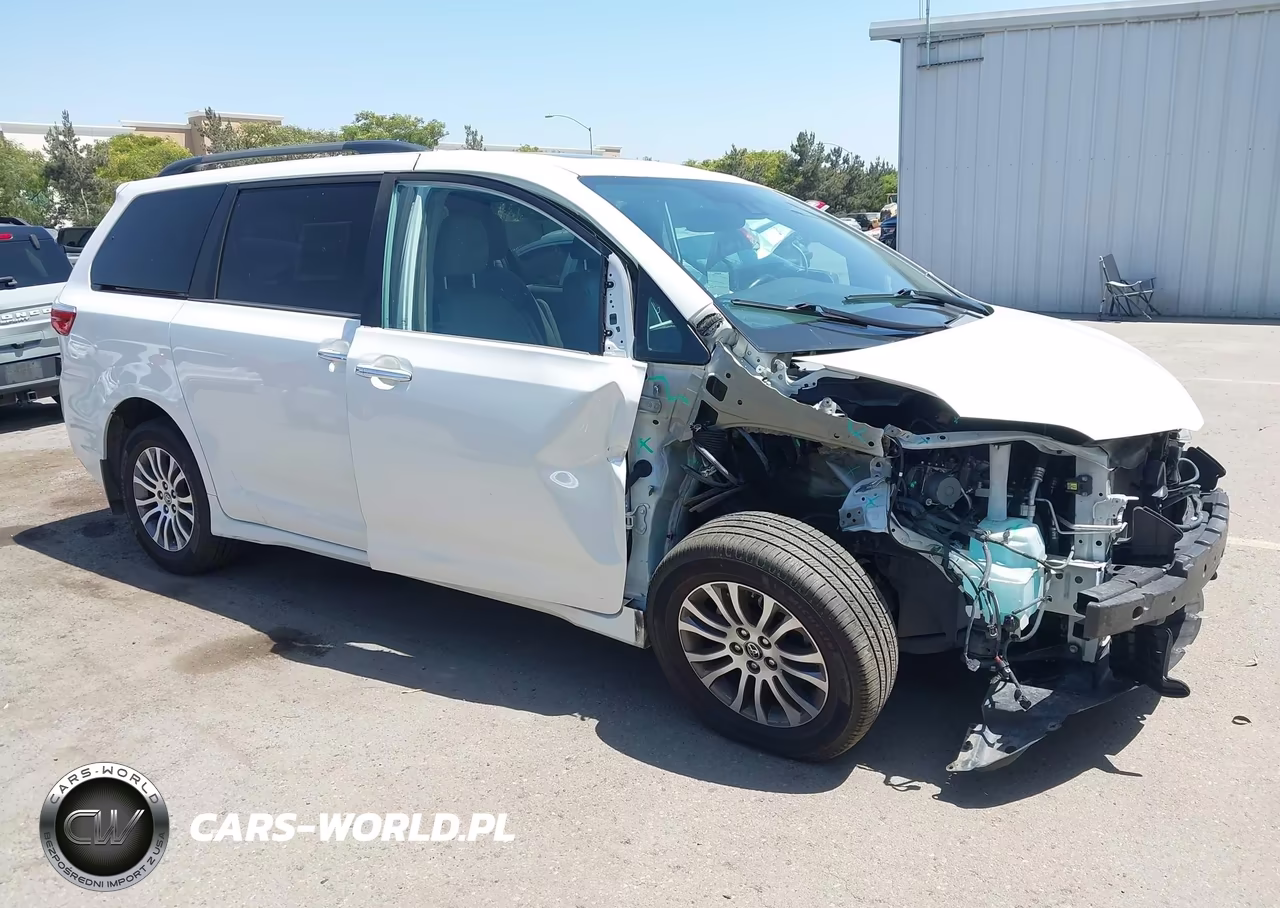 2019 Toyota Sienna Xle 8 Passenger – zdjęcie 1 z 16