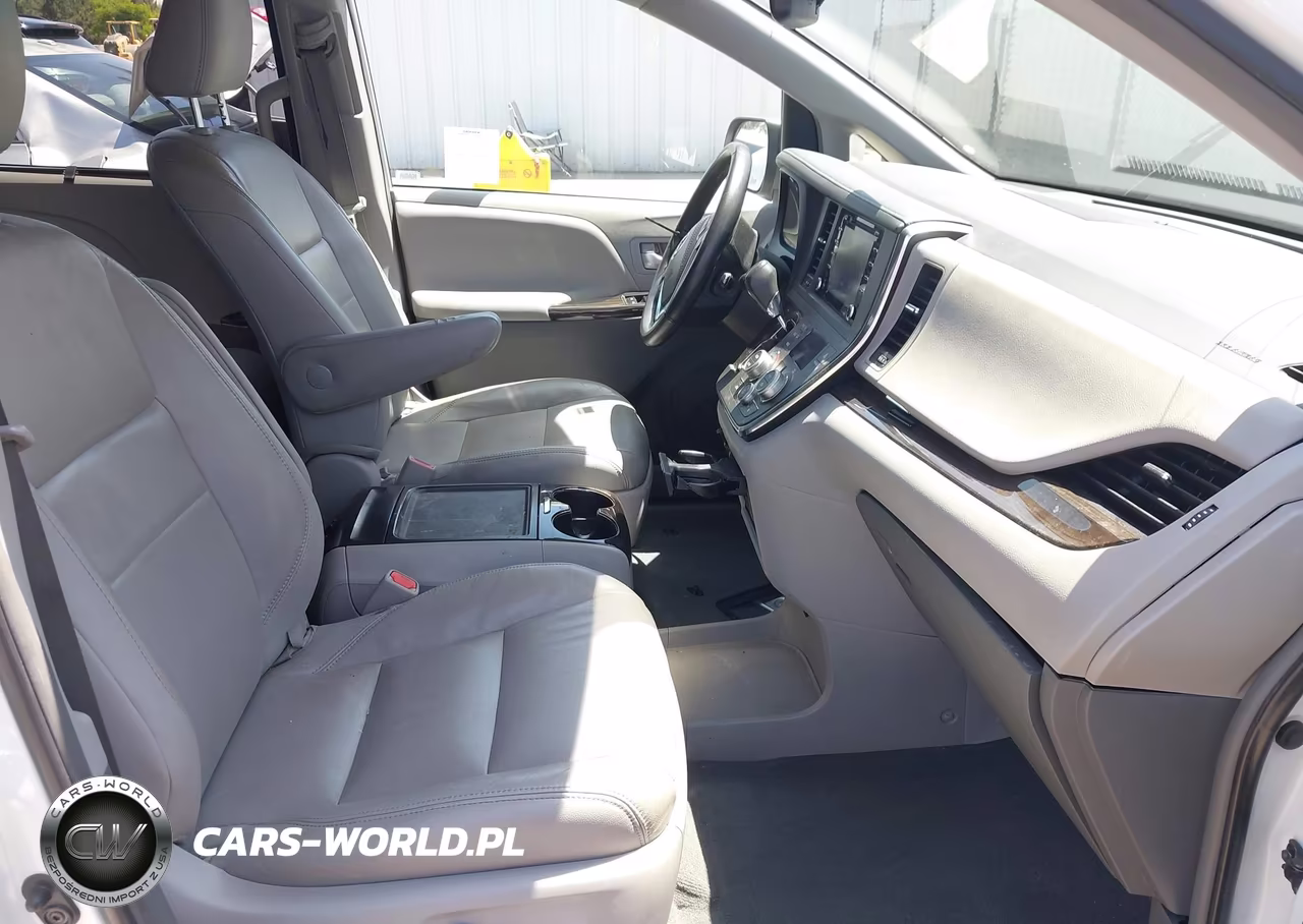 2019 Toyota Sienna Xle 8 Passenger VIN:5TDYZ3DC2KS987182 - 5