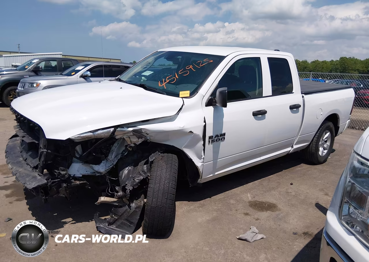2018 Ram 1500 Express 4X4 6'4 Box VIN:1C6RR7FG6JS260491 - 2