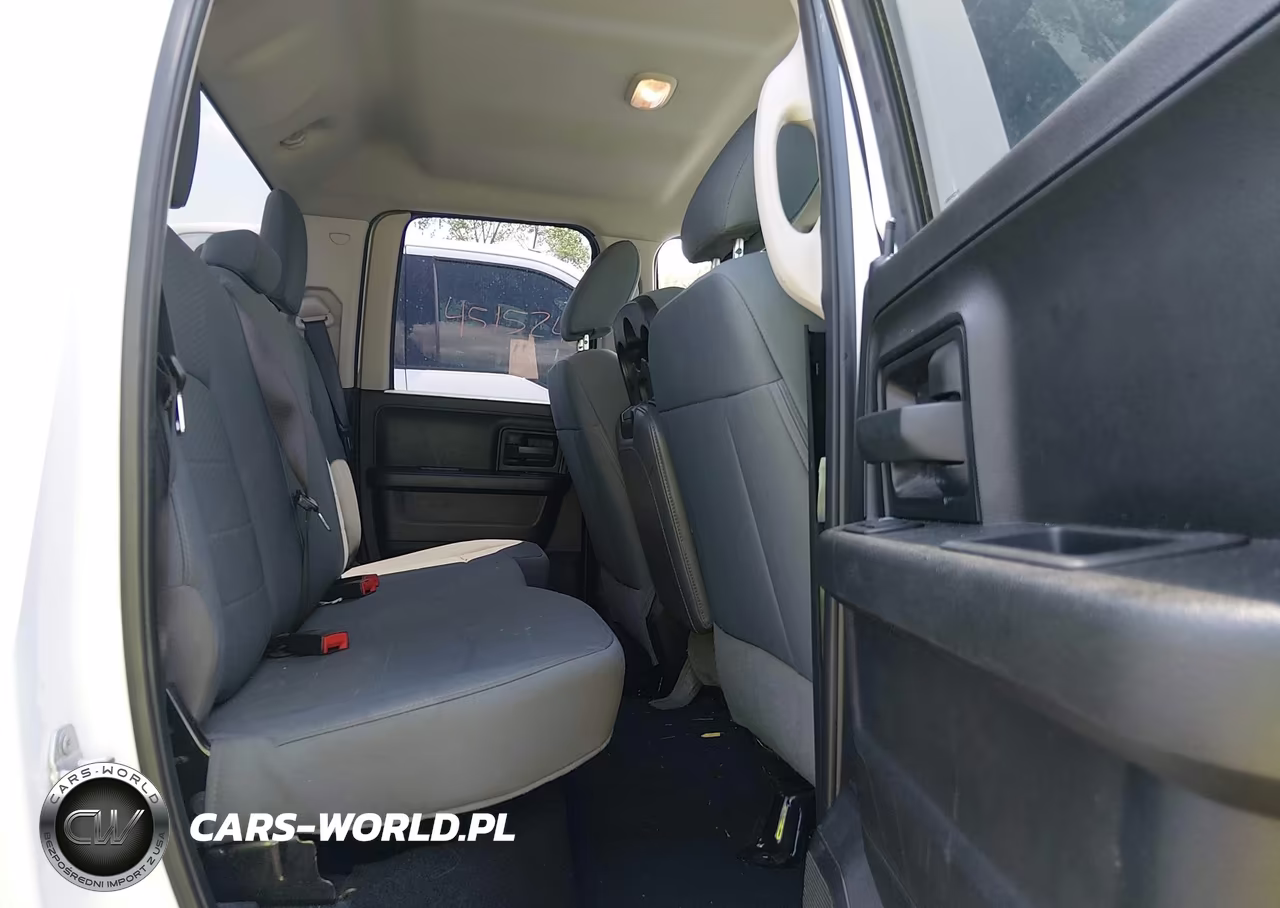 2018 Ram 1500 Express 4X4 6'4 Box VIN:1C6RR7FG6JS260491 - 8
