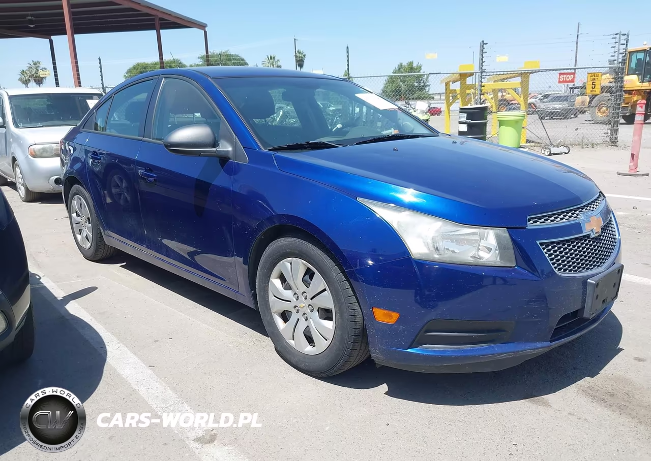 2013 Chevrolet Cruze Ls Auto