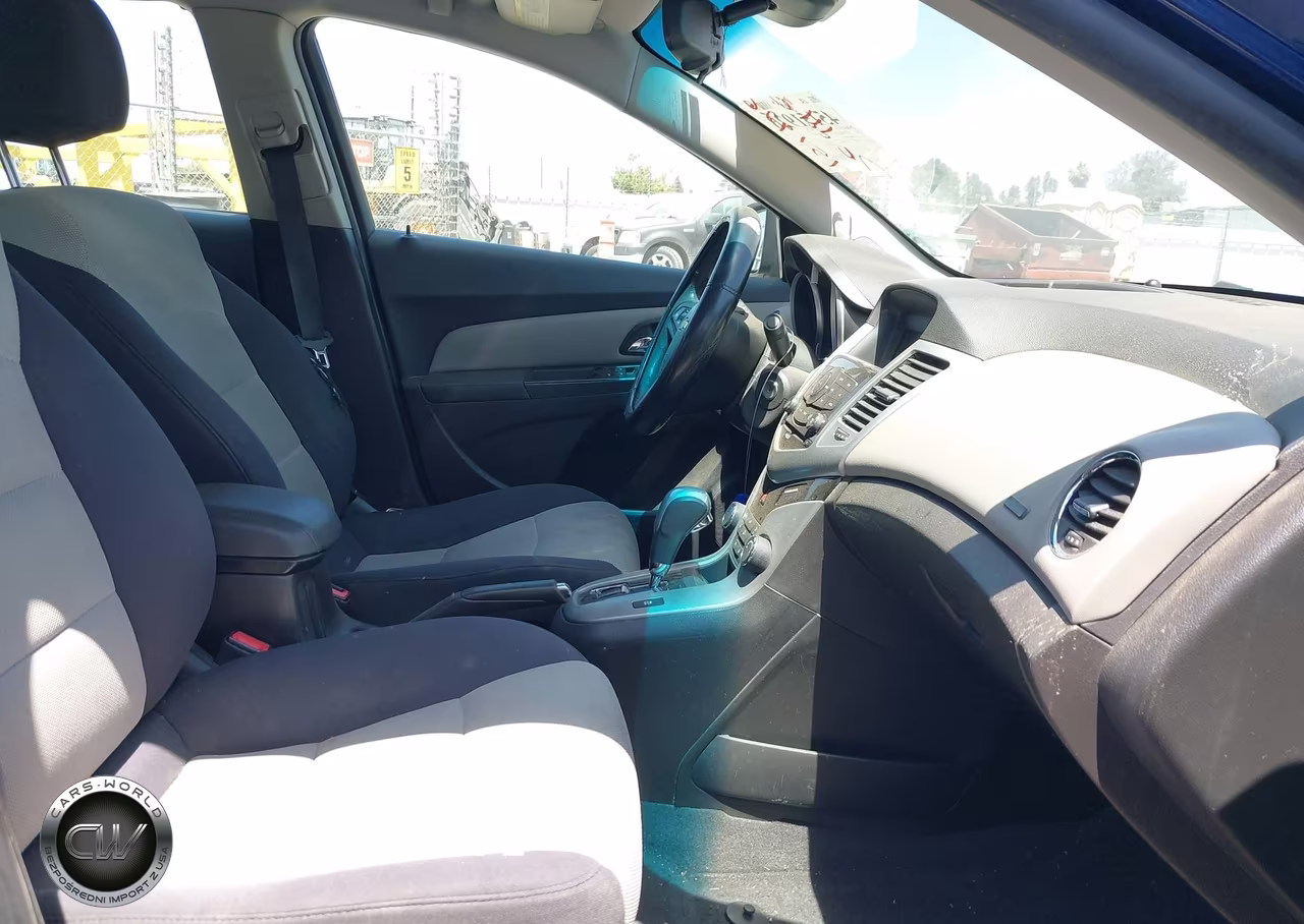 2013 Chevrolet Cruze Ls Auto VIN:1G1PA5SG6D7244129 - 5