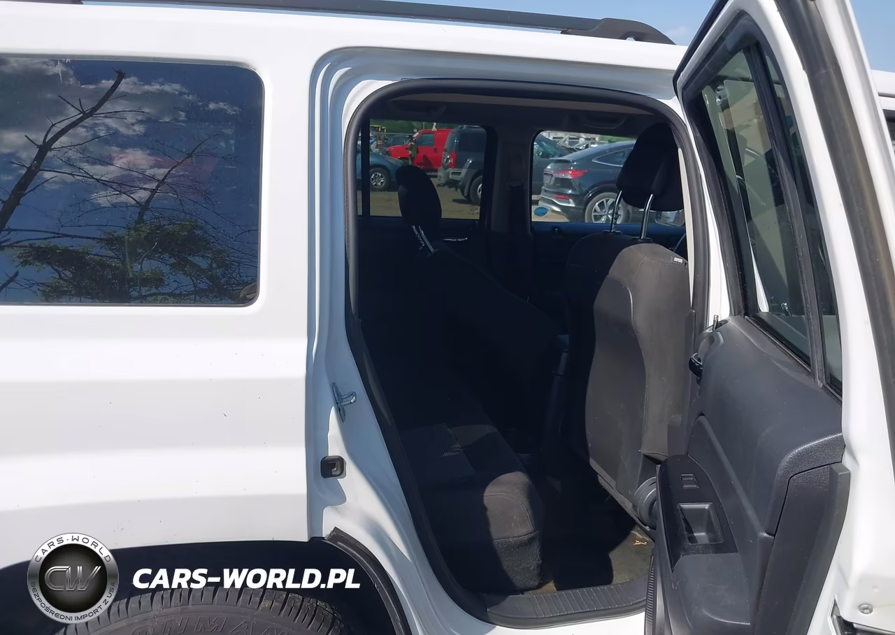 2016 Jeep Patriot Sport VIN:1C4NJRBB1GD775819 - 8