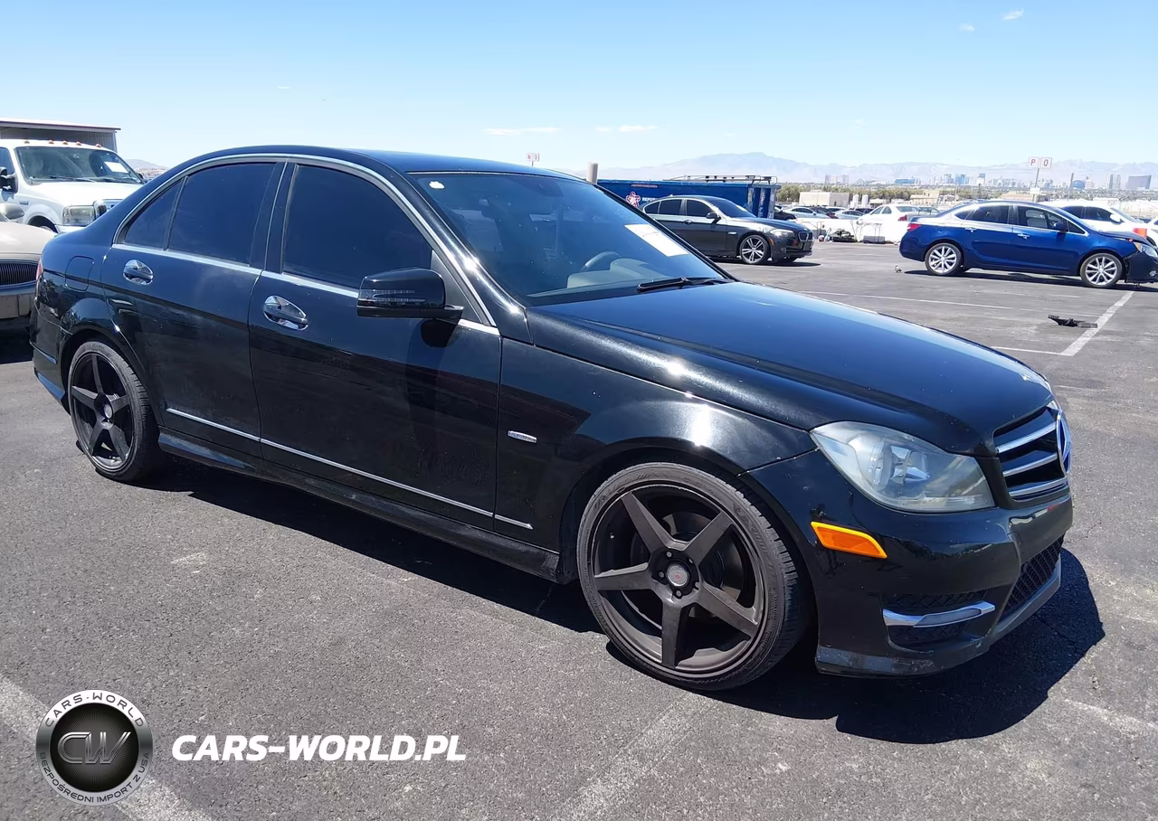 2012 Mercedes-Benz C 250 Luxury-Sport – zdjęcie 1 z 11