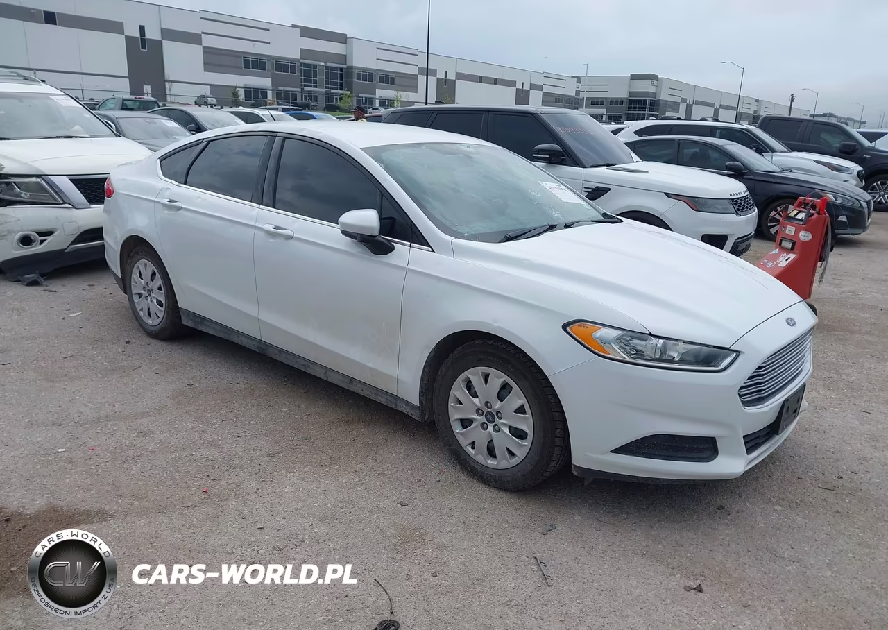 2013 Ford Fusion S – zdjęcie 1 z 11