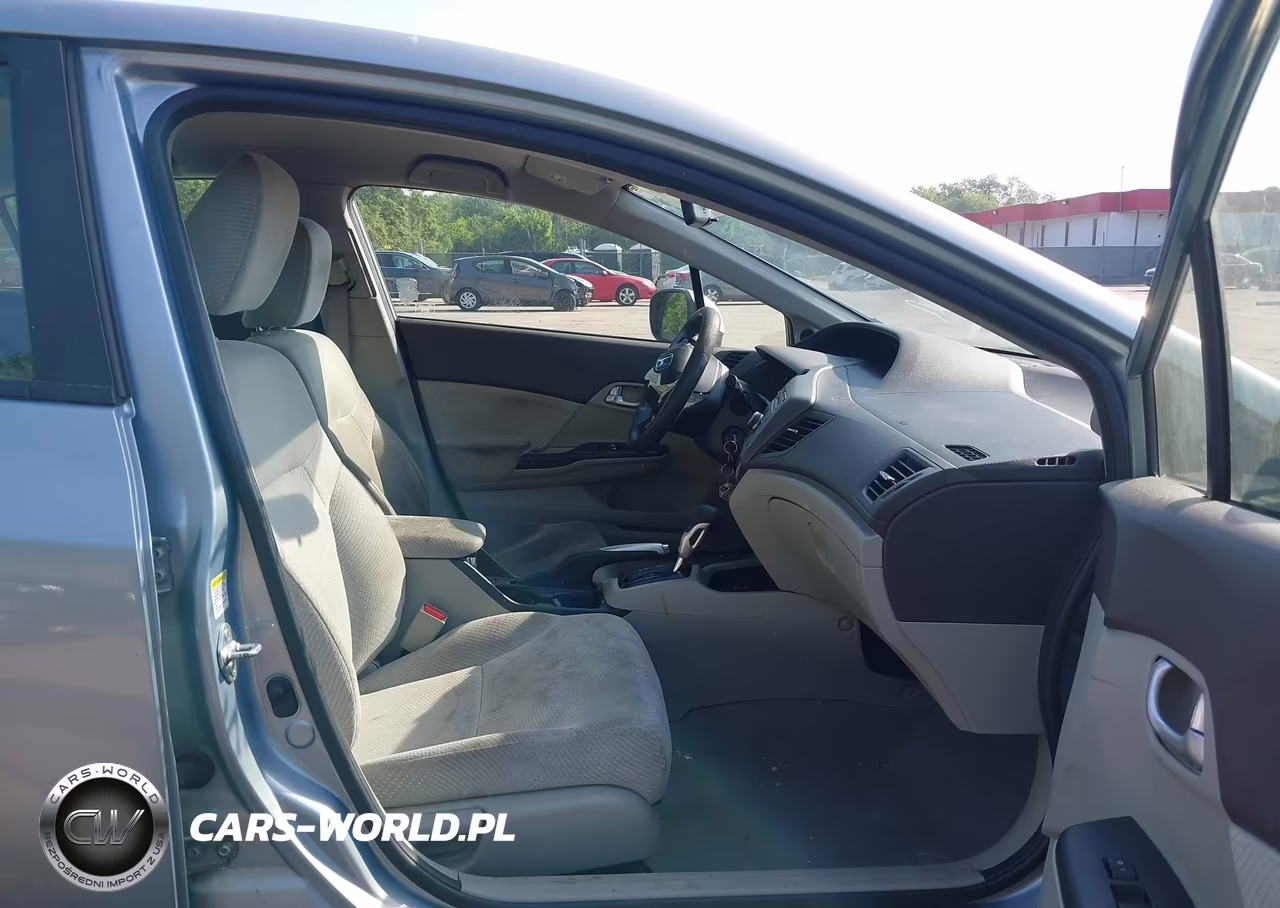 2012 Honda Civic Hybrid VIN:JHMFB4F24CS011420 - 5