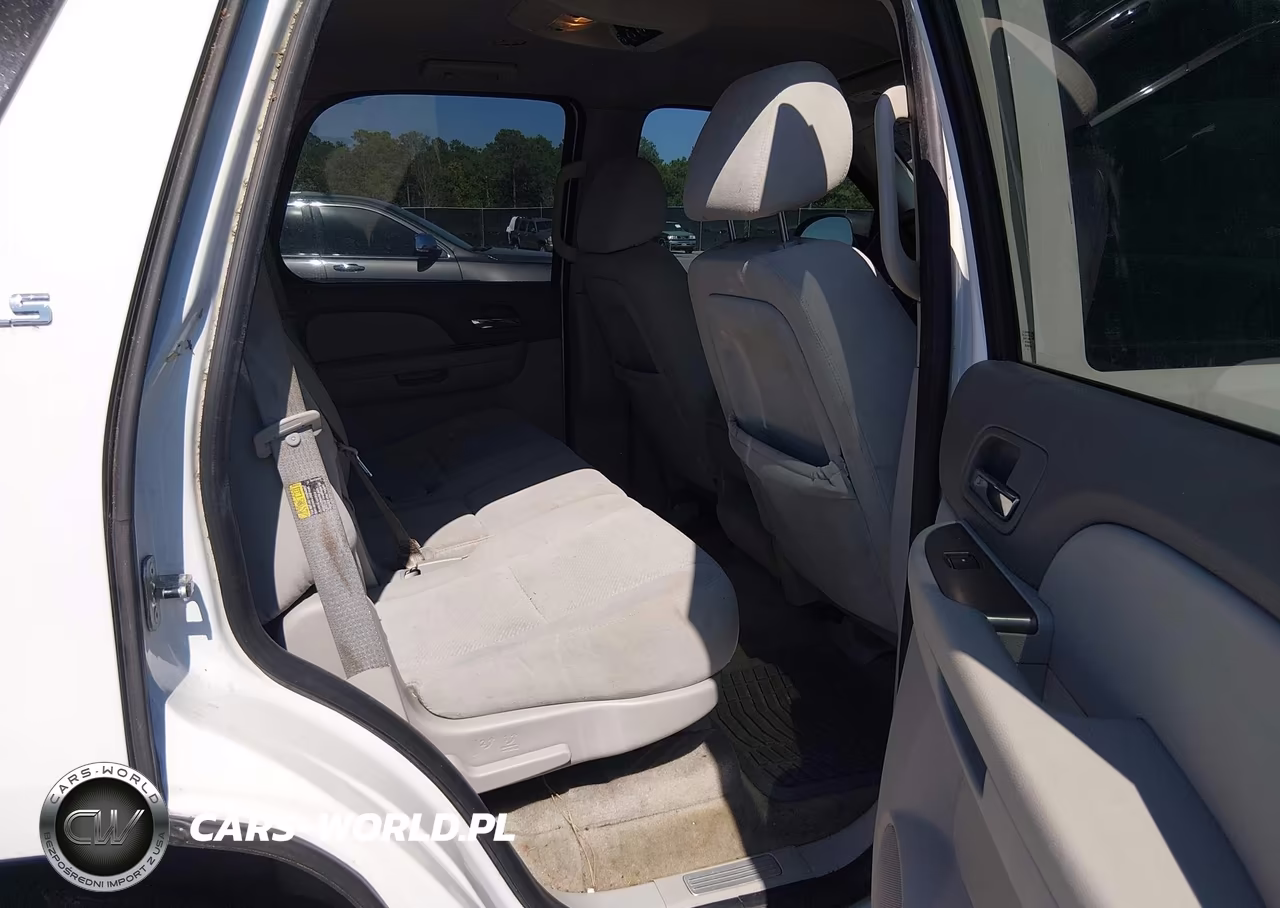 2007 Chevrolet Tahoe Ls VIN:1GNFC13077J228298 - 8