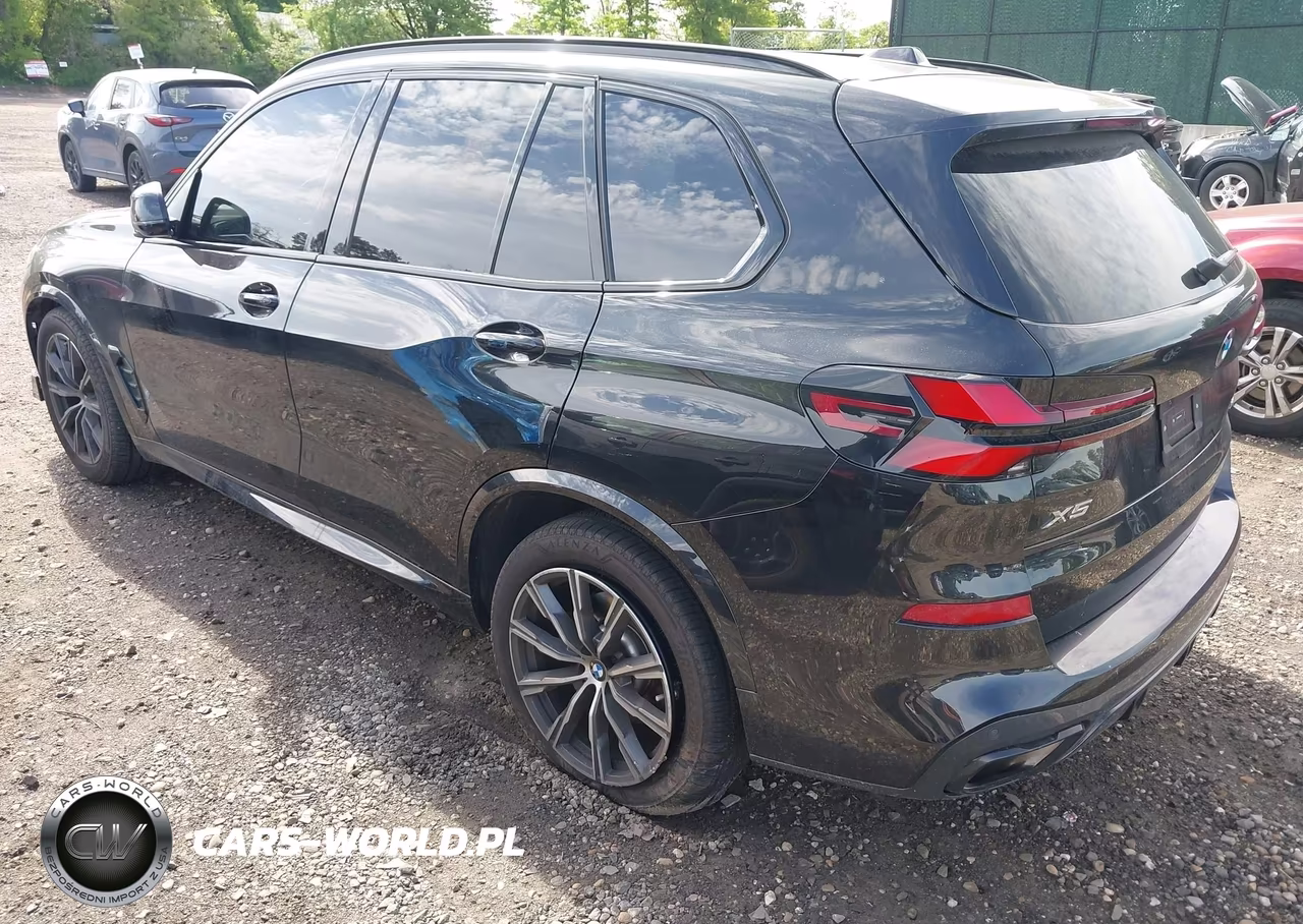 2026 BMW X5 xDrive40I VIN:5UX23EU03T9310133 - 3