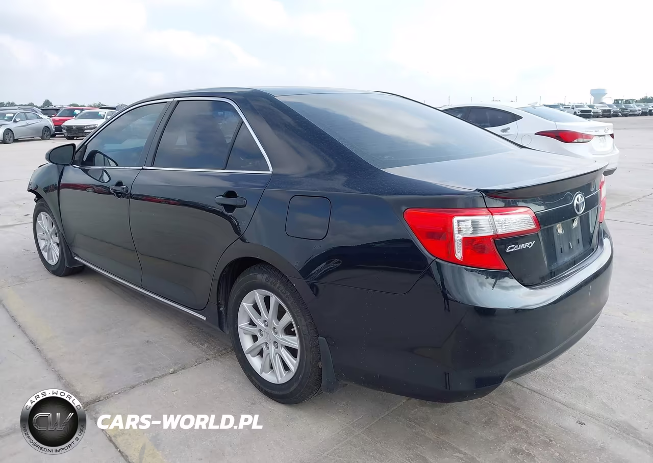 2012 Toyota Camry Le VIN:4T4BF1FK2CR187343 - 3